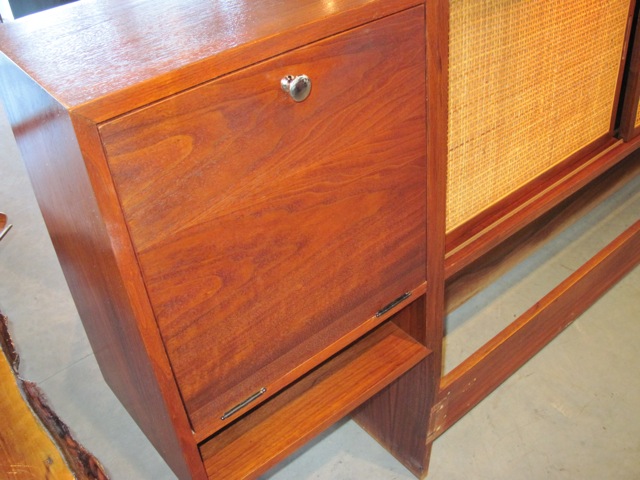 Danish Queen Integrated Headboard & Stands