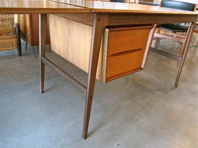 Arne Vodder Teak & Rosewood Desk