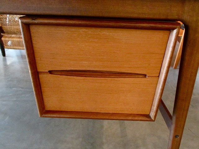 Arne Vodder Teak & Rosewood Desk