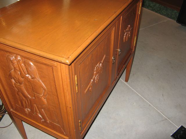 Carved Wood Bar 