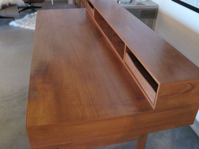 Lovig Teak Desk