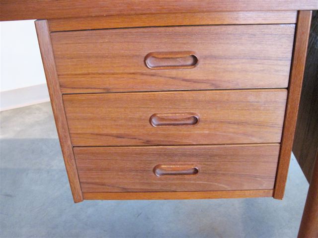 Arne Vodder Teak Desk