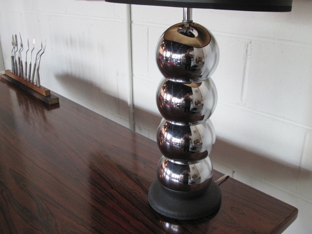 Chrome Laurel <em>Bubble</em> Lamp