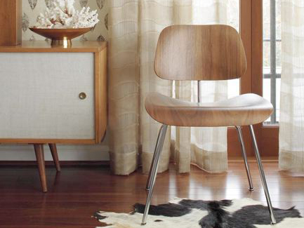 Furniture and Accessories Used in Photo Shoots in 2007