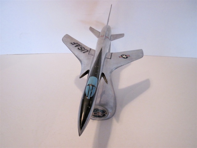 Mattijs Verkuyl's Model <em>FH-105 Thunderchief</em> Jet Bomber