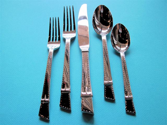 Vera Wang & Robert Stern Six Five Piece Place Settings