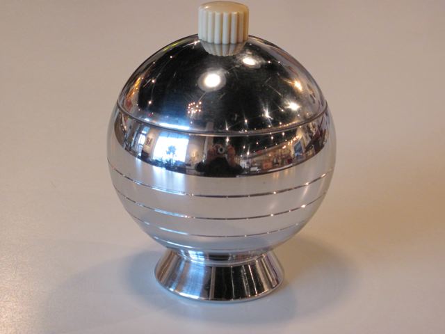 Walter von Nessen Art Deco Sugar & Creamer
