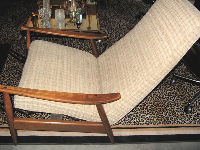 Thayer Coggin Lounge Recliner 