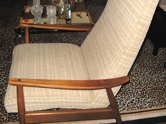 Thayer Coggin Lounge Recliner 