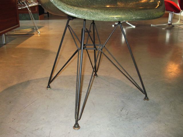 Eames Tower Fiberglass Armchair