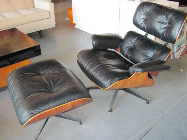 Charles Eames Rosewood  670 Lounge & Ottoman 