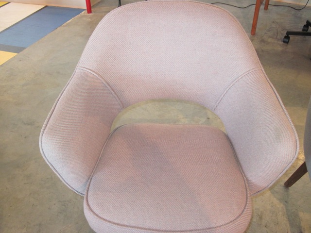 Eero Saarinen <em>Executive</em> Armchairs