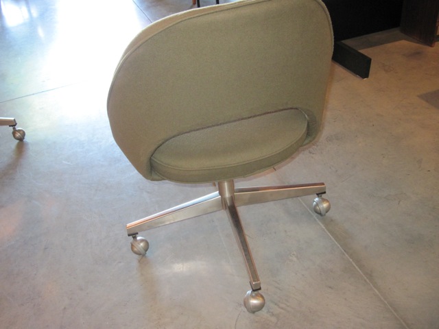 Knoll Saarinen #72 Chairs 