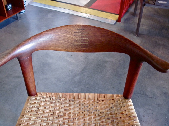 Hans Wegner <em>Cow Horn</em> Chairs