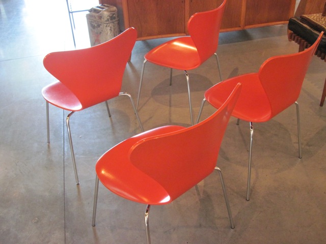 Arne Jacobsen Series 7 Side Chairs