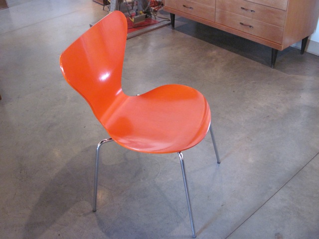 Arne Jacobsen Series 7 Side Chairs