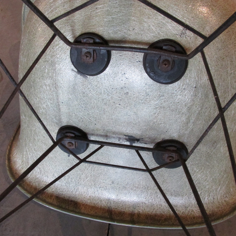 Eames Olive Green RAR Rocker
