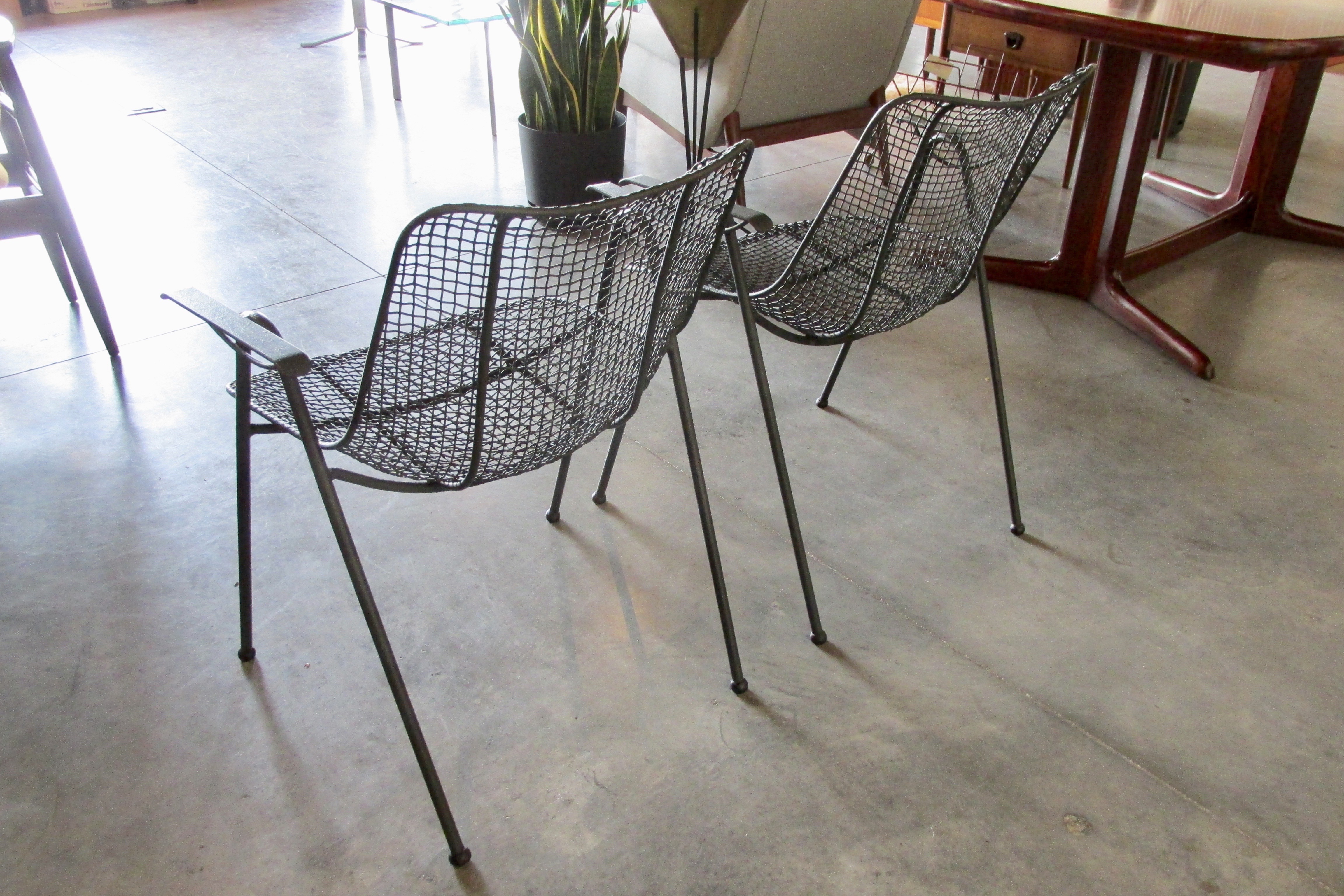 Russell Woodard <em>Sculptura Lounge Chairs</em>