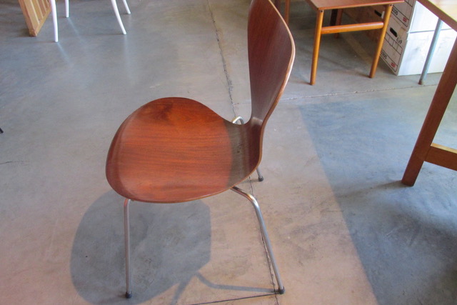 Arne Jacobsen Series 7 Chairs