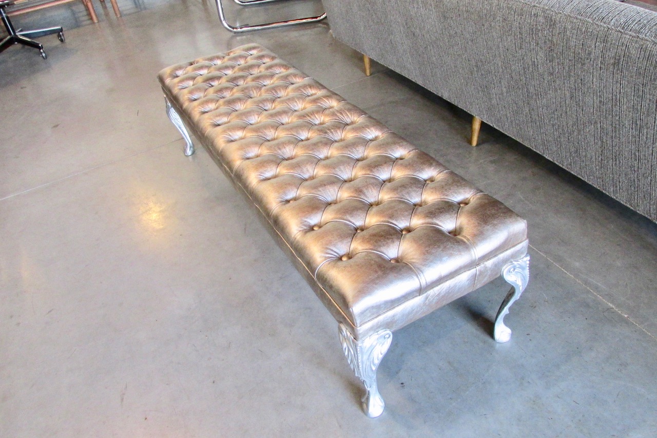 <em>Hollywood Regency</em> Tufted Leather Bench