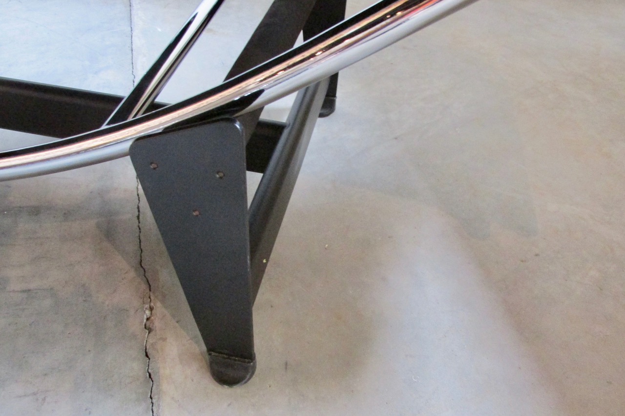 Le Corbusier Leather LC 4 Lounge Chair