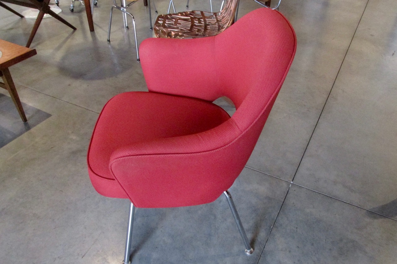 Saarinen Executive Arm Chairs for Knoll