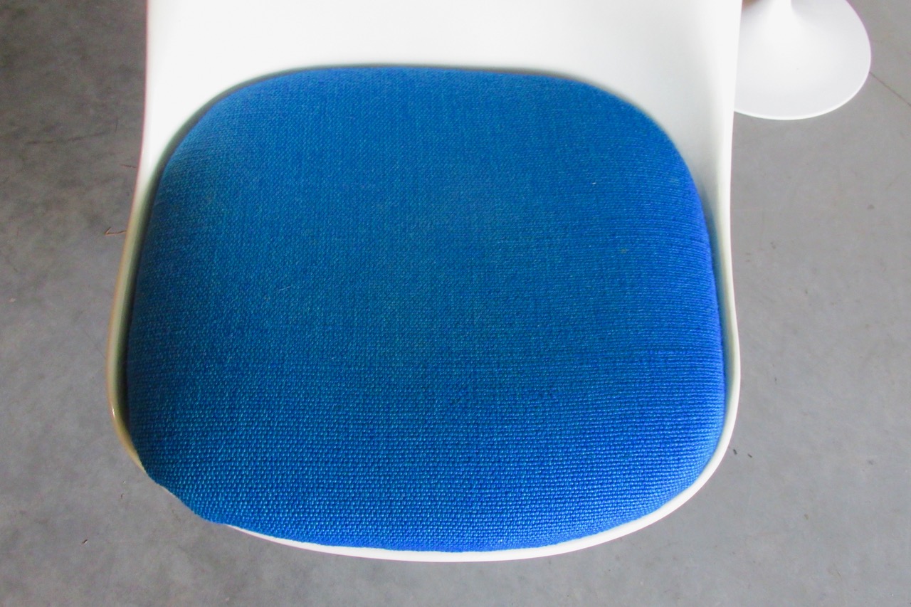 Saarinen Tulip Side Chairs