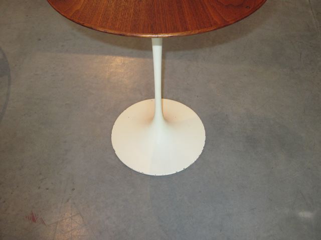 Saarinen Rosewood Tulip Base Table