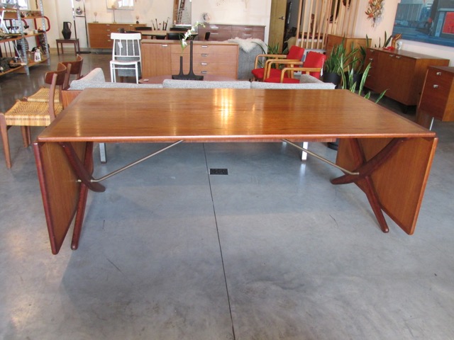 Hans Wegner AT 314 Dining Table