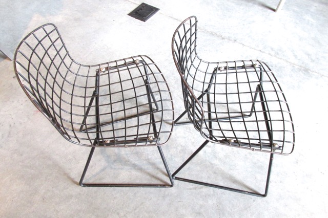 Isamu Noguchi Child <em>Cyclone</em> Table & Bertoia Chairs