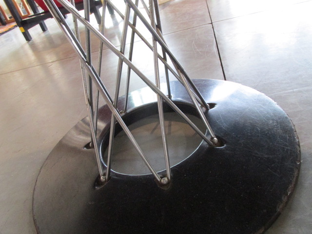 Noguchi <emCyclone</em> Dining Table